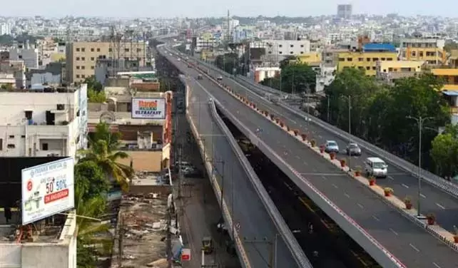 PVNR एक्सप्रेसवे पर कार पलटने से 21 वर्षीय युवक घायल PVNR एक्सप्रेसवे पर कार पलटने से 21 वर्षीय युवक घायल