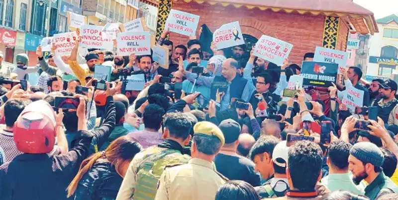 NC ने पीड़ित परिवारों के साथ एकजुटता व्यक्त की NC ने पीड़ित परिवारों के साथ एकजुटता व्यक्त की