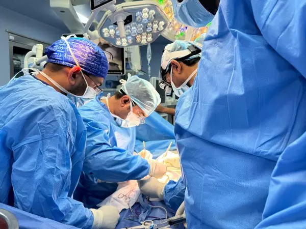 AIIMS Raipur ने अपना पहला स्वैप किडनी प्रत्यारोपण किया सफलतापूर्वक AIIMS Raipur ने अपना पहला स्वैप किडनी प्रत्यारोपण किया सफलतापूर्वक