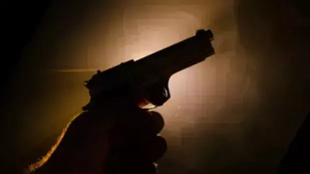 Bareilly: बारात में गोली से घायल युवक की मौत, हर्ष फायरिंग या हादसा Bareilly: बारात में गोली से घायल युवक की मौत, हर्ष फायरिंग या हादसा