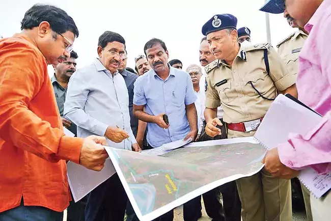 PM Modi लगभग 150 करोड़ की लागत के कार्यों का शिलान्यास और उद्घाटन करेंगे : मंत्री पी. नारायण PM Modi लगभग 150 करोड़ की लागत के कार्यों का शिलान्यास और उद्घाटन करेंगे : मंत्री पी. नारायण