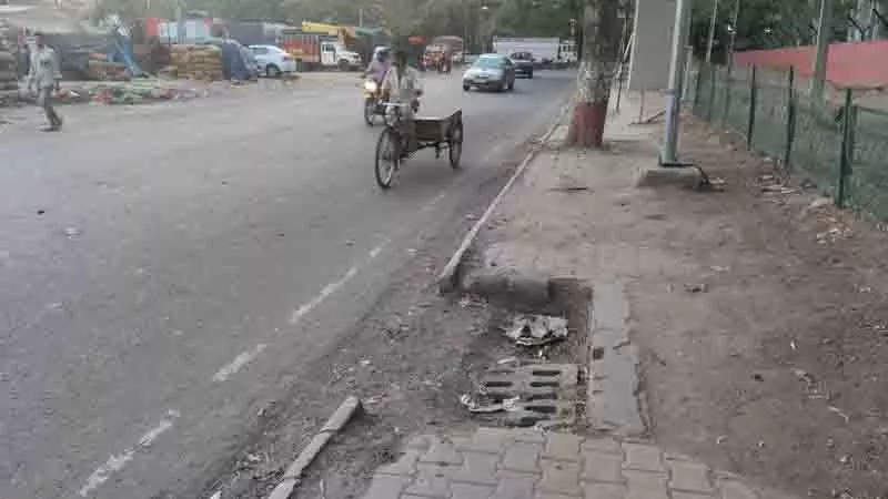 Chandigarh में 30,000 सड़क नालों की सफाई होगी, टेंडर आवंटित Chandigarh में 30,000 सड़क नालों की सफाई होगी, टेंडर आवंटित
