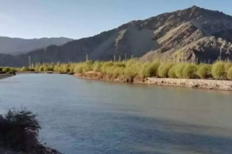 भारत , दुष्ट राज्य पाकिस्तान पर शिकंजा कसने के लिए जल संसाधनों का रणनीतिक हथियार के रूप में किया इस्तेमाल भारत , दुष्ट राज्य पाकिस्तान पर शिकंजा कसने के लिए जल संसाधनों का रणनीतिक हथियार के रूप में किया इस्तेमाल