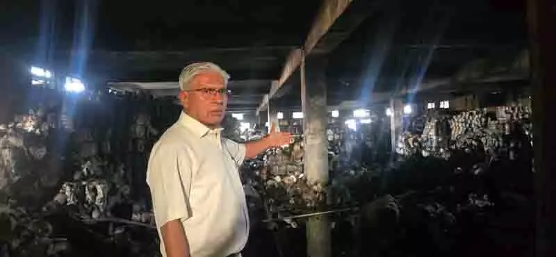 Ludhiana: कपड़ा फैक्ट्री में भीषण आग लग गई Ludhiana: कपड़ा फैक्ट्री में भीषण आग लग गई