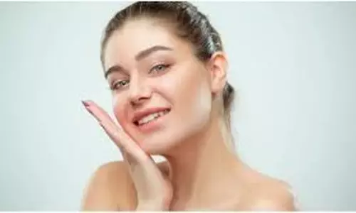 Skin Care Tips: धूप से लौटने के बाद त्वचा पर लगाएं ये चीजें, त्वचा हो जाएगी ग्लोइंग और रिफ्रेश