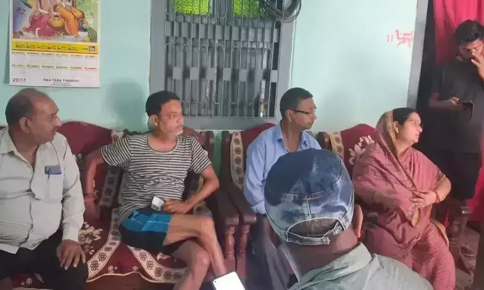 Dehri on Son: परिवार का सहारा थे मनीष रंजन, आतंकी हमले में हुए शहीद Dehri on Son: परिवार का सहारा थे मनीष रंजन, आतंकी हमले में हुए शहीद