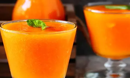 Orange-Papaya Smoothie: इस हेल्दी ड्रिंक से करें सुबह की शुरुआत