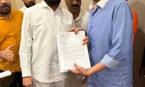 पहलगाम आतंकी हमले के बाद देश में शोक, शिवसेना नेता ने की पाकिस्तानी उत्पादों पर प्रतिबंध की मांग