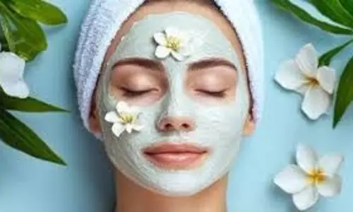 Face Mask: खूबसूरत और चमकदार त्वचा के लिए घर पर बनाएं ये फेस मास्क Face Mask: खूबसूरत और चमकदार त्वचा के लिए घर पर बनाएं ये फेस मास्क
