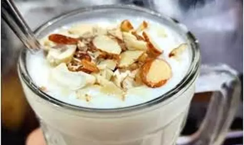 Lassi Recipe: यहां जानें गाढ़ी ढाबा स्टाइल लस्सी बनाने का सबसे आसान तरीका Lassi Recipe: यहां जानें गाढ़ी ढाबा स्टाइल लस्सी बनाने का सबसे आसान तरीका