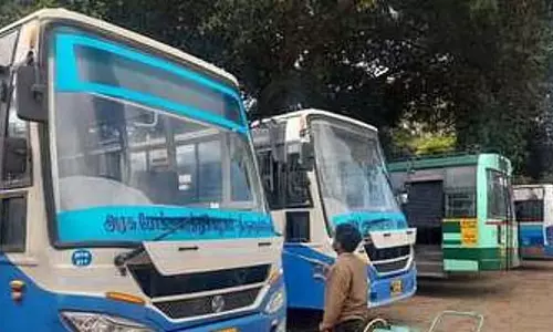 4,000 बसों में निगरानी कैमरे लगाए जाएंगे: मंत्री एस.एस. शिवसंक ने दी जानकारी 4,000 बसों में निगरानी कैमरे लगाए जाएंगे: मंत्री एस.एस. शिवसंक ने दी जानकारी