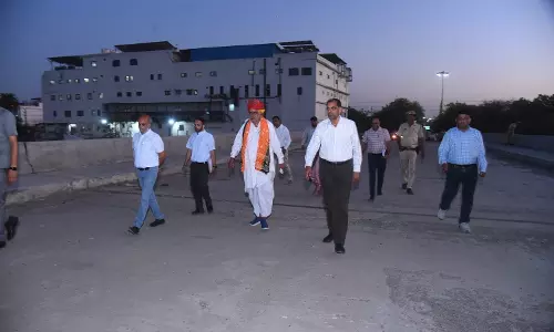 Jaipur: यूडीएच मंत्री ने भीलवाड़ा में निर्माणाधीन ब्रिजों का किया निरीक्षण