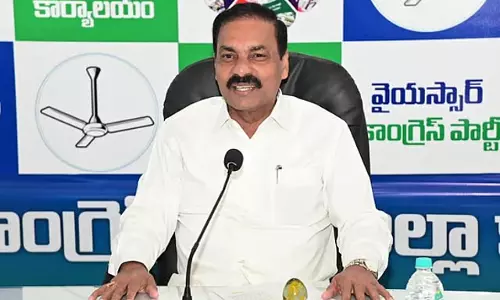 आंध्र पुलिस ने YSRCP नेता काकानी को पकड़ने के लिए तलाशी अभियान शुरू किया