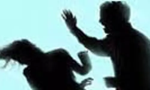 थप्पड़ से पत्नी की हुई मौत, पति ने जलाया शव थप्पड़ से पत्नी की हुई मौत, पति ने जलाया शव