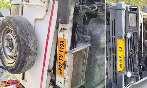 तिरुमाला घाट रोड पर सूमो पलटी तिरुमाला घाट रोड पर सूमो पलटी
