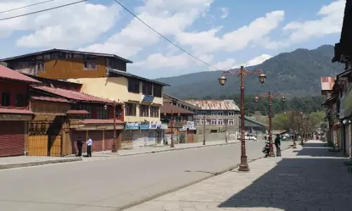 Pahalgam: सुरक्षा बढ़ने के साथ पहलगाम में पसरा सन्नाटा