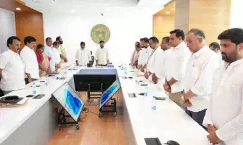CM Revanth Redd और मंत्रियों ने पहलगाम आतंकी हमले के पीड़ितों को श्रद्धांजलि दी