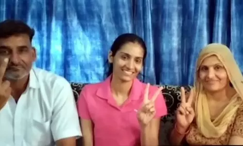UPSC परीक्षा 4 सफल खिलाड़ियों ने सिरसा और फतेहाबाद के युवाओं को प्रेरित किया UPSC परीक्षा 4 सफल खिलाड़ियों ने सिरसा और फतेहाबाद के युवाओं को प्रेरित किया