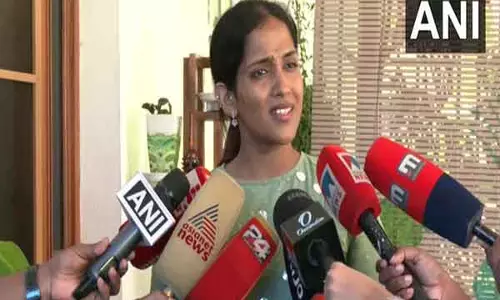 Kerala : पहलगाम हमले के पीड़ित की बेटी ने भयावह घटना को याद की Kerala : पहलगाम हमले के पीड़ित की बेटी ने भयावह घटना को याद की