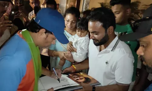 फैन ने सादगी से मनाया मास्टर ब्लास्टर का जन्मदिन