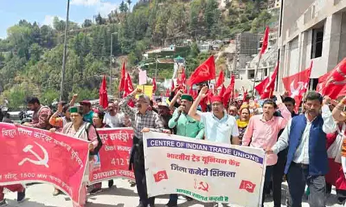 SJVN कर्मियों ने ग्रेच्युटी जारी करने की मांग की SJVN कर्मियों ने ग्रेच्युटी जारी करने की मांग की