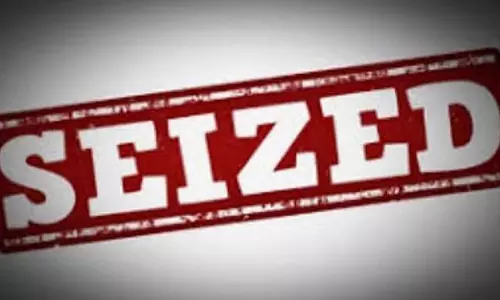 पोंडा पुलिस ने GVMS सर्किल के पास कचरा फेंकने के आरोप में वाहन जब्त किया