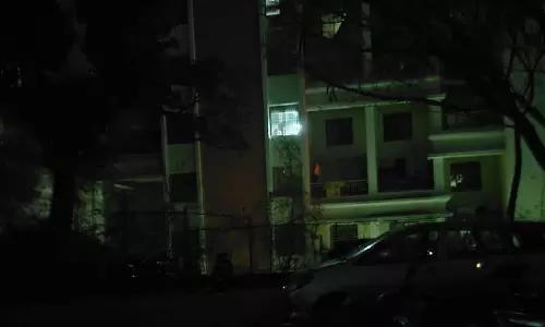 Pune : चिलचिलाती गर्मी के बीच अचानक बिजली गुल होने से 4.5 लाख पुणेवासी प्रभावित