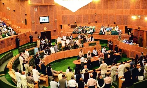Jammu: कैबिनेट ने 28 अप्रैल को विधानसभा का विशेष सत्र बुलाने का निर्णय लिया