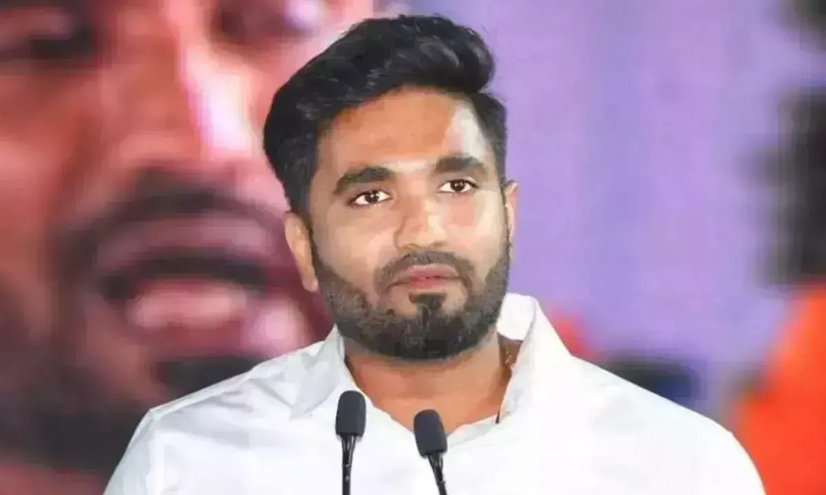 गठबंधन सरकार ‘योजनाओं की अपेक्षा घोटालों’ पर केंद्रित है: YSRCP