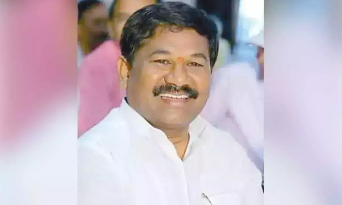 Minister ने गुरुकुल, कल्याण छात्रावास के छात्रों की सराहना की