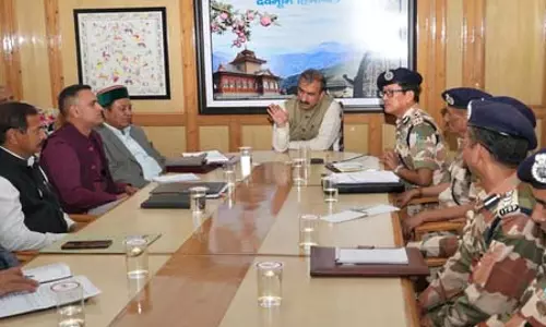 हिमाचल के मुख्यमंत्री ने ITBP कमांडर के साथ चीन सीमा पर राज्य की सुरक्षा पर चर्चा की हिमाचल के मुख्यमंत्री ने ITBP कमांडर के साथ चीन सीमा पर राज्य की सुरक्षा पर चर्चा की