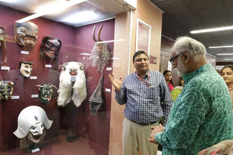Delhi: IGNCA ने भरत मुनि दीर्घा का उद्घाटन कर सांस्कृतिक विरासत का जश्न मनाया Delhi: IGNCA ने भरत मुनि दीर्घा का उद्घाटन कर सांस्कृतिक विरासत का जश्न मनाया