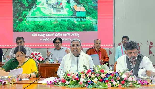 विनय कुलकर्णी के घर पर ईडी की छापेमारी नफरत की राजनीति: Siddaramaiah विनय कुलकर्णी के घर पर ईडी की छापेमारी नफरत की राजनीति: Siddaramaiah