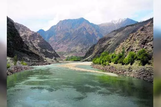 भारत ने सिंधु जल संधि स्थगन का निर्णय पाकिस्तान को बताया भारत ने सिंधु जल संधि स्थगन का निर्णय पाकिस्तान को बताया