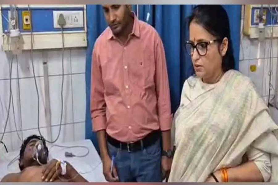 यूपी के बहराइच में राइस मिल में लगी भीषण आग, 5 की मौत, 3 गंभीर यूपी के बहराइच में राइस मिल में लगी भीषण आग, 5 की मौत, 3 गंभीर
