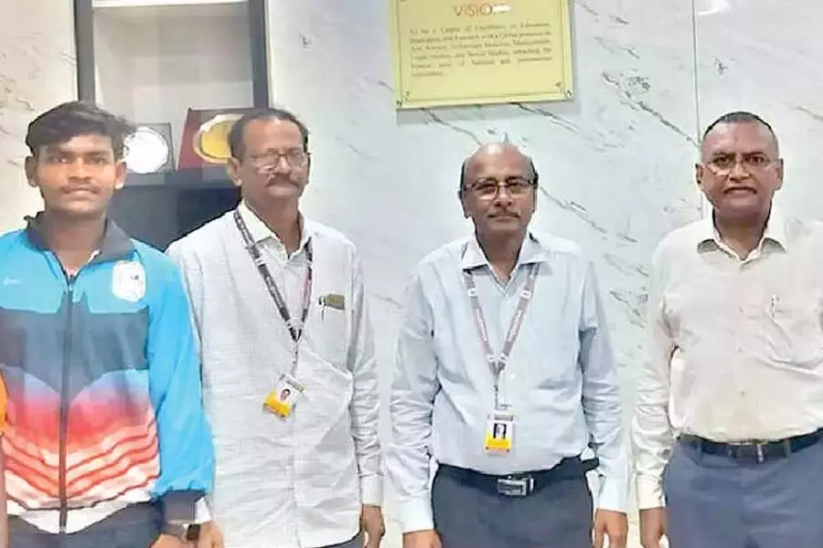 सिद्धार्थ विश्वविद्यालय के 3 छात्रों का सॉफ्टबॉल चैंपियनशिप के लिए किया चयन सिद्धार्थ विश्वविद्यालय के 3 छात्रों का सॉफ्टबॉल चैंपियनशिप के लिए किया चयन