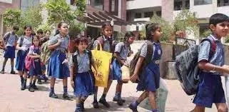 तमिलनाडु में स्कूल 2 जून से फिर खुलेंगे तमिलनाडु में स्कूल 2 जून से फिर खुलेंगे