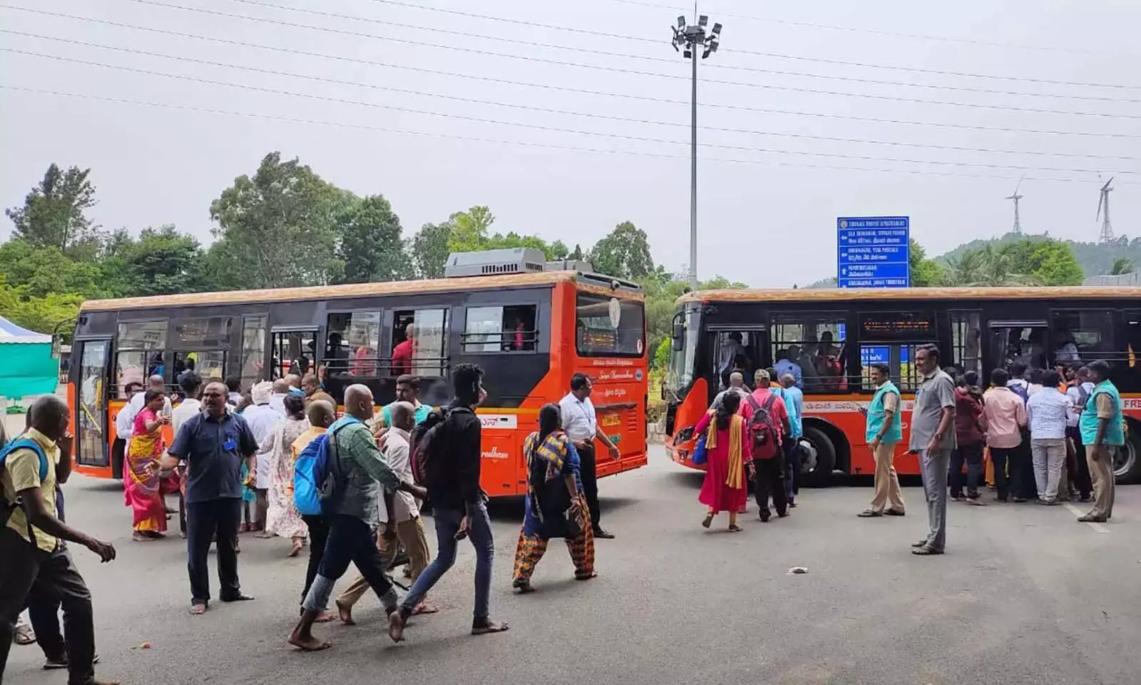 ऑक्टोपस ने पहलगाम आतंकी हमले के बाद Tirumala में मॉक ड्रिल का आयोजन किया ऑक्टोपस ने पहलगाम आतंकी हमले के बाद Tirumala में मॉक ड्रिल का आयोजन किया
