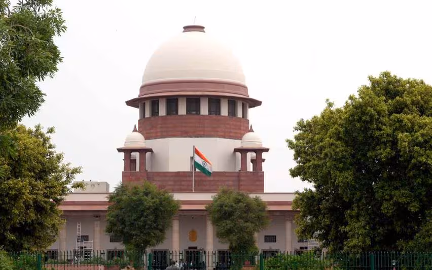 Karnataka में मुकदमा स्थानांतरित करने के ईडी के अनुरोध पर आरोपियों से जवाब मांगा Karnataka में मुकदमा स्थानांतरित करने के ईडी के अनुरोध पर आरोपियों से जवाब मांगा