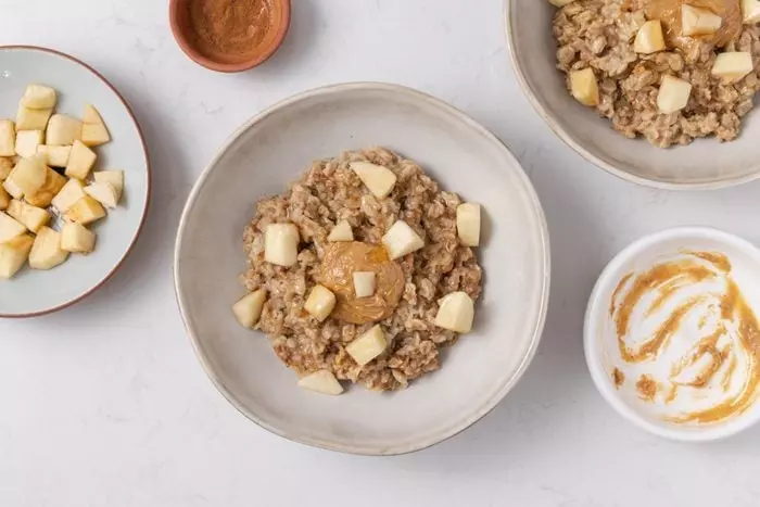 Peanut butter oatmeal नाश्ते का स्वादिष्ट और हेल्दी विकल्प Peanut butter oatmeal नाश्ते का स्वादिष्ट और हेल्दी विकल्प