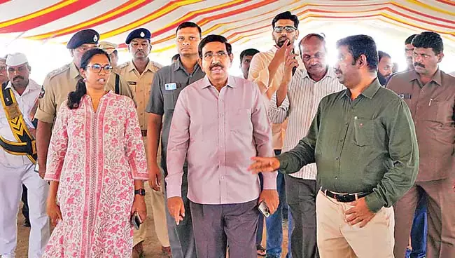 Minister Narayan : भविष्य में अमरावती में अंतरराष्ट्रीय हवाई अड्डा बनेगा Minister Narayan : भविष्य में अमरावती में अंतरराष्ट्रीय हवाई अड्डा बनेगा