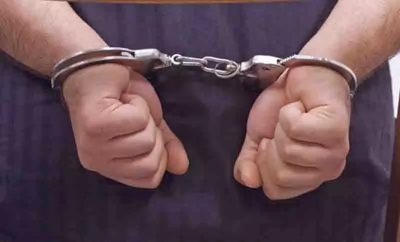 Amritsar: चोरी के 678 बोरी गेहूं के साथ तीन गिरफ्तार Amritsar: चोरी के 678 बोरी गेहूं के साथ तीन गिरफ्तार