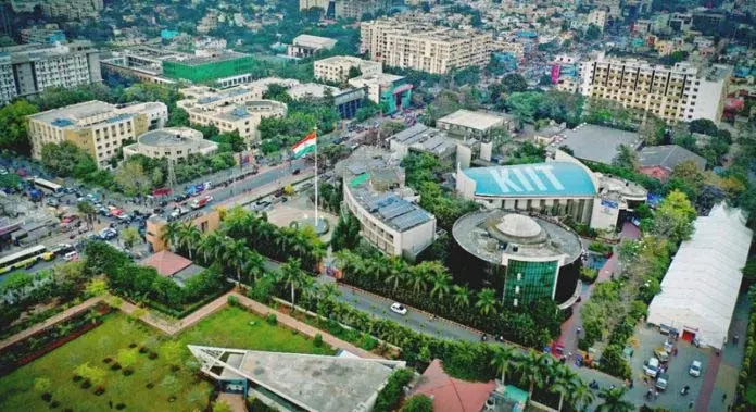 एशिया यूनिवर्सिटी रैंकिंग में KIIT ने 184वां स्थान हासिल किया एशिया यूनिवर्सिटी रैंकिंग में KIIT ने 184वां स्थान हासिल किया