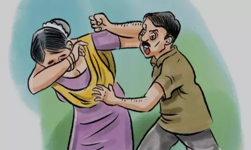 Kanpur: उधारी मांगने पर महिला को मिली जिंदा जलाने की धमकी