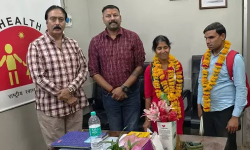 MP : नेत्रहीन कार्यकर्ता ने नौकरी की तलाश में दोस्त की मदद की MP : नेत्रहीन कार्यकर्ता ने नौकरी की तलाश में दोस्त की मदद की