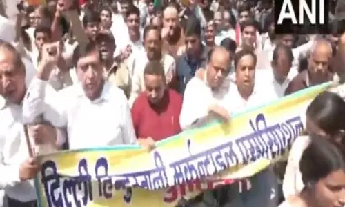 दिल्ली ट्रेडर्स एसोसिएशन ने Pahalgam terrorist attack के खिलाफ मार्च निकाला