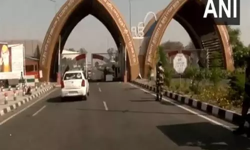Pahalgam attacks के बाद बढ़ते तनाव के बावजूद करतारपुर कॉरिडोर खुला रहा Pahalgam attacks के बाद बढ़ते तनाव के बावजूद करतारपुर कॉरिडोर खुला रहा
