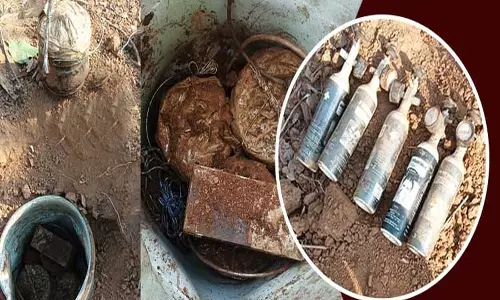 Malkangiri में विशेष अभियान के दौरान माओवादियों के हथियार और रसद के भंडार का पता चला Malkangiri में विशेष अभियान के दौरान माओवादियों के हथियार और रसद के भंडार का पता चला