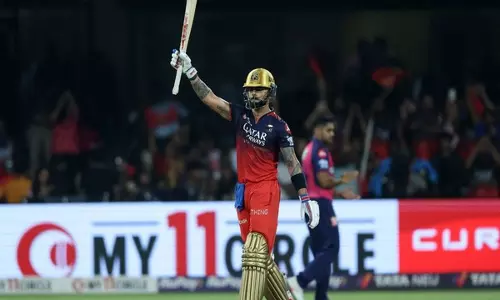 Virat Kohli ने जोखिम-मुक्त क्रिकेट के लिए आरसीबी के पूर्व कोच बांगर से प्रशंसा अर्जित की