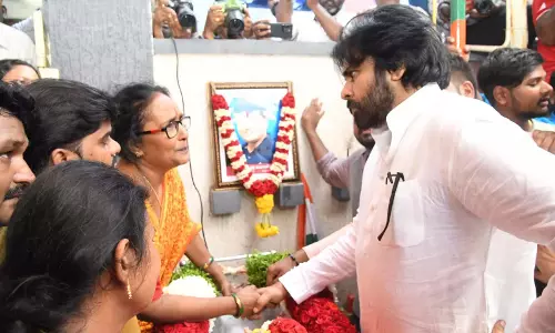 नेताओं ने पहलगाम आतंकी हमले की निंदा की, AP पीड़ितों को श्रद्धांजलि दी